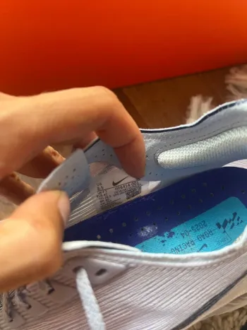 Nike Vaporfly 04 bike d'occasion — image 6 sur 6