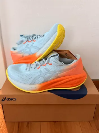 Asics Cumulus 28 Running Shoes usato