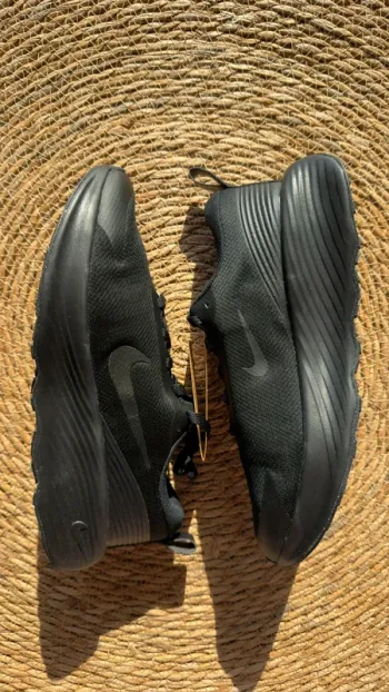 Used Nike Promina Running Shoes