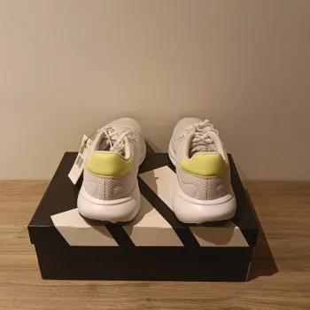 Tweedehands Adidas Response Runner bike — afbeelding 4 van 6