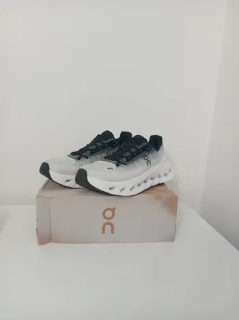 Used On Running Shoes bike — image 3 of 3