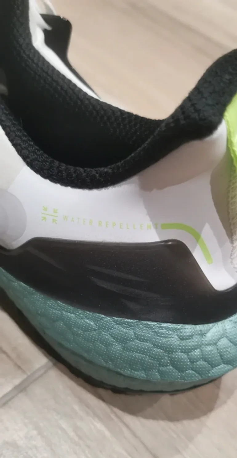 Used Adidas Ultraboost 21 Cold RDY bike — image 8 of 8