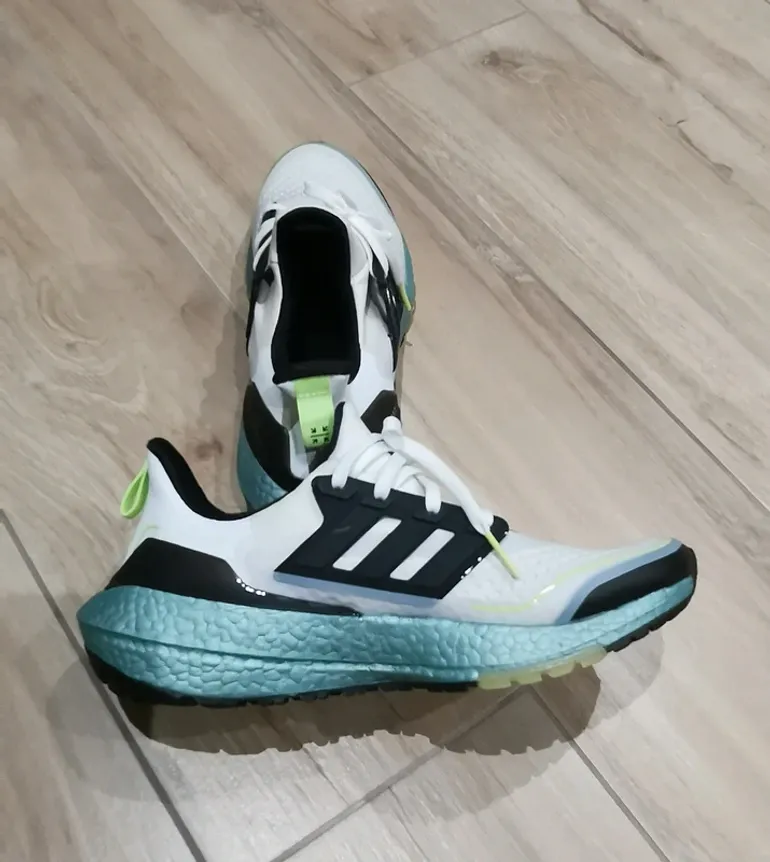 Used Adidas Ultraboost 21 Cold RDY bike — image 3 of 8