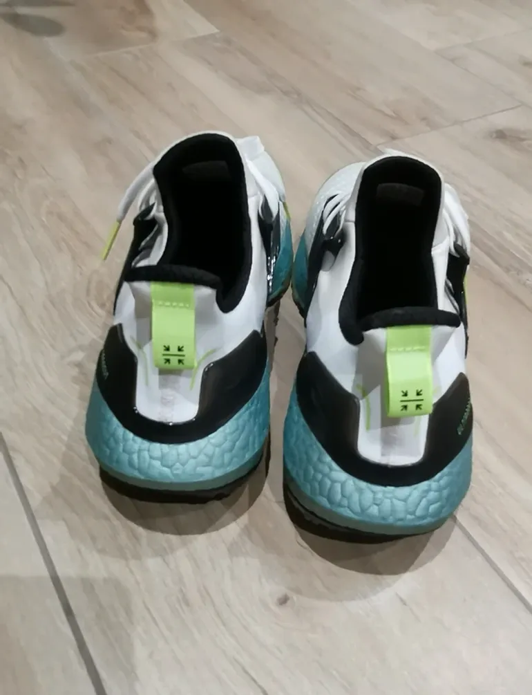 Used Adidas Ultraboost 21 Cold RDY bike — image 4 of 8