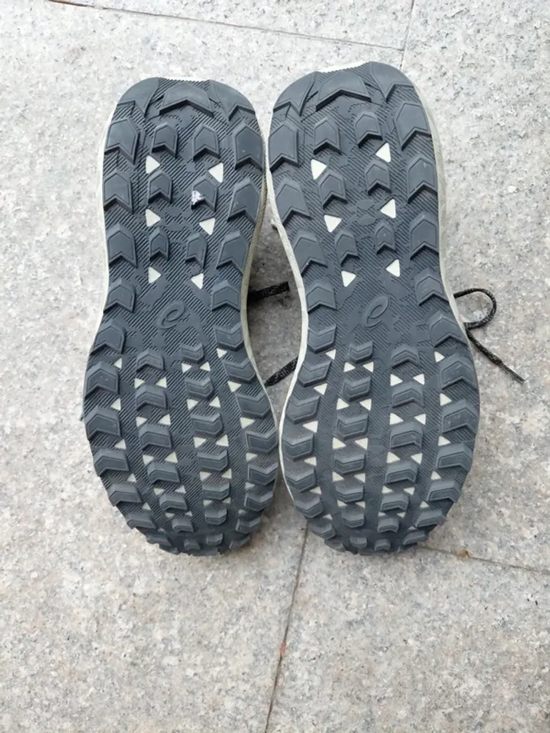 Tweedehands Asics Gel-Sonoma 8 bike — afbeelding 3 van 5