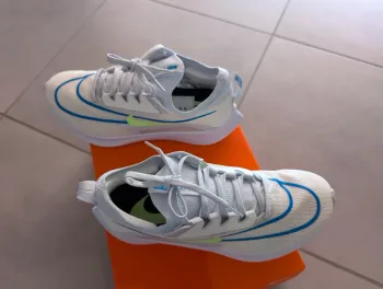 Used Nike Zoom Fly 4 bike — image 2 of 7