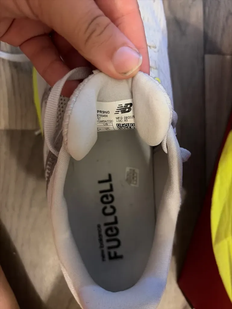Used New Balance Running Shoes bike — image 5 of 7