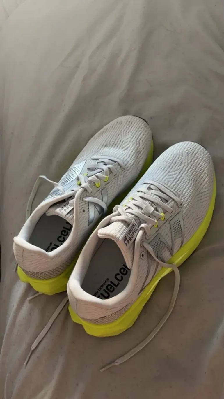 Used New Balance Running Shoes bike — image 2 of 7