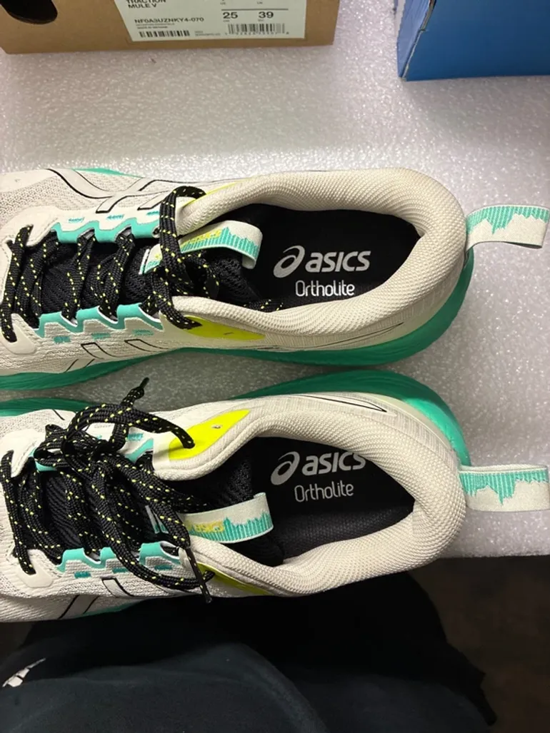 Used Asics Trabuco Terra 3 bike — image 3 of 7