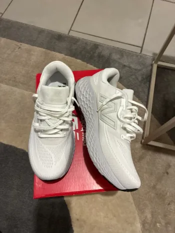Używany New Balance Evoz bike — zdjęcie 2 z 4