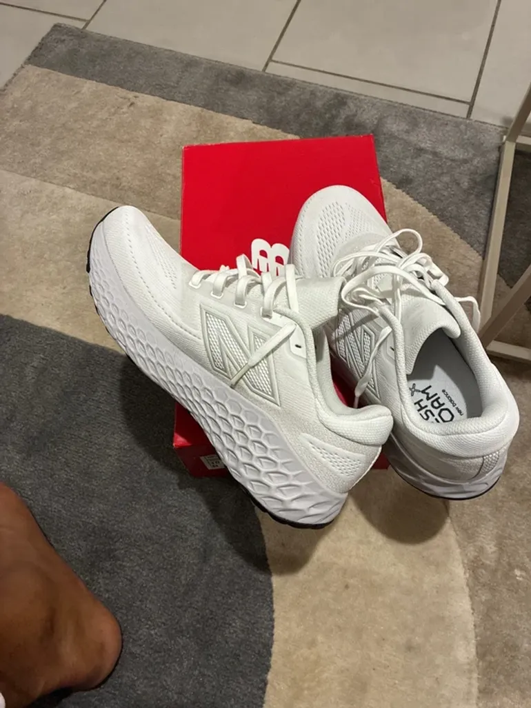 Używany New Balance Evoz bike — zdjęcie 4 z 4