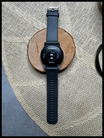 Garmin Vivoactive 4 bike d'occasion — image 9 sur 14