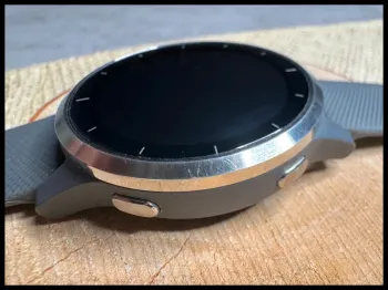 Garmin Vivoactive 4 bike d'occasion — image 8 sur 14