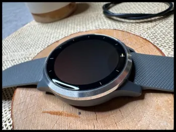 Garmin Vivoactive 4 bike d'occasion — image 7 sur 14