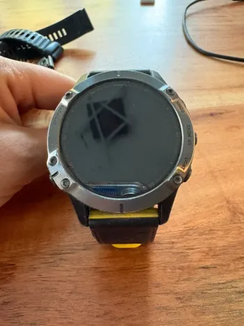 Used Garmin Fenix 6 Saphire bike — image 3 of 7