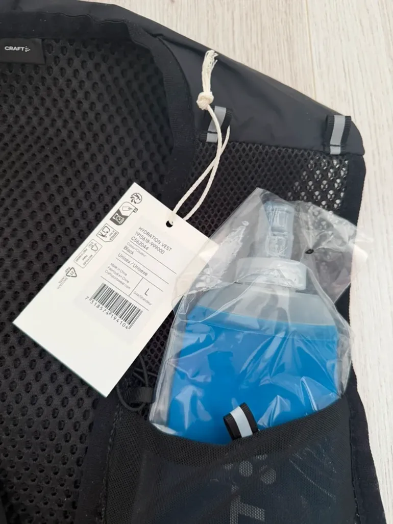 Used Pro hydration vest bike — image 2 of 3