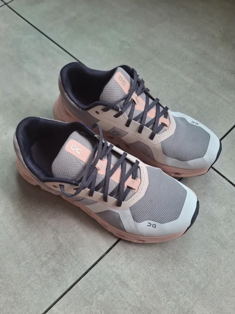 Used On Running Cloudrunner bike — image 2 of 10