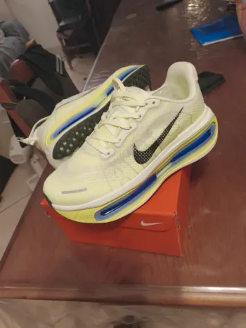 Używany Nike Vomero Running Shoes