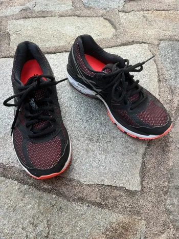Used Asics GT-2000 bike — image 4 of 7
