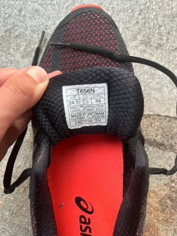 Used Asics GT-2000 bike — image 5 of 7