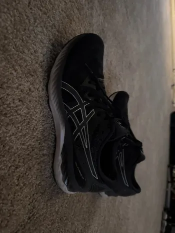 Used Asics sport schoenen zwart wit bike — image 2 of 4