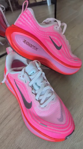 Używany Hyper Vomero Plus Running Shoes