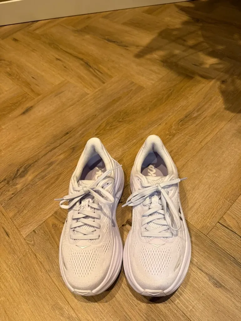 Hoka Bondi 9 bike d'occasion — image 2 sur 4