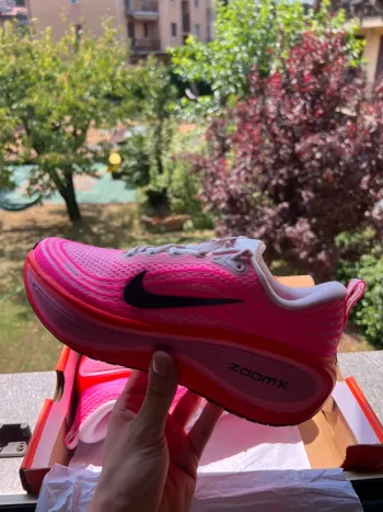 Używany Nike Vomero Plus Running Shoes