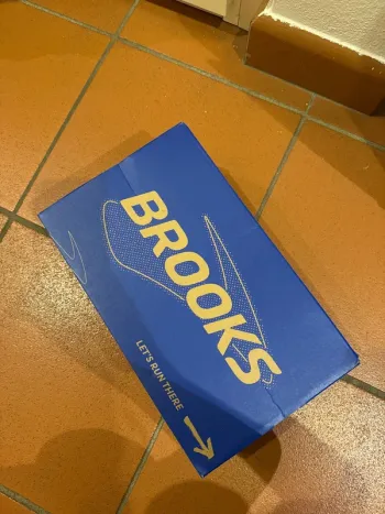 Used Brooks Ghost 18 bike — image 2 of 5