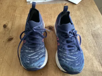 Used Asics Gel Cumulus 23 bike — image 2 of 13