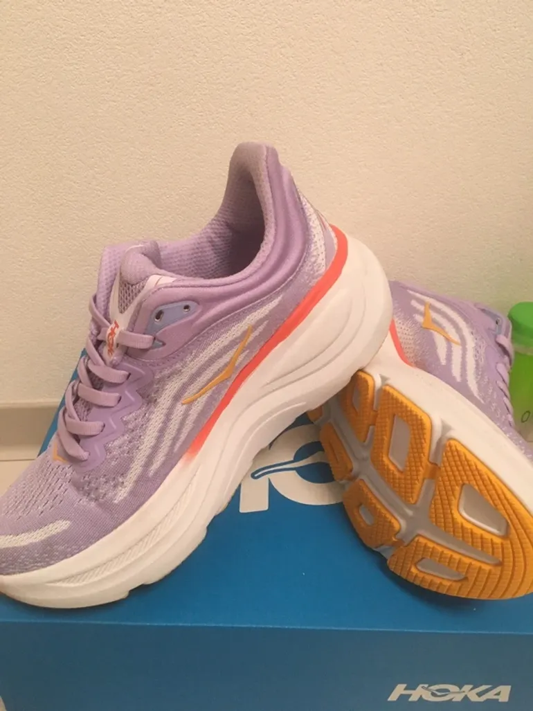 Hoka Bondi-9 bike d'occasion — image 4 sur 7