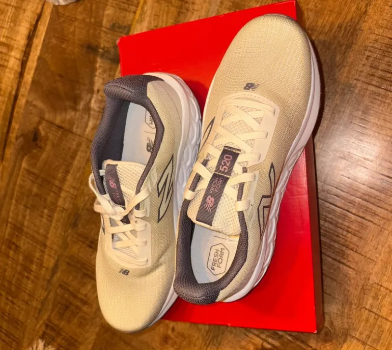 New Balance 520 bike d'occasion — image 3 sur 7