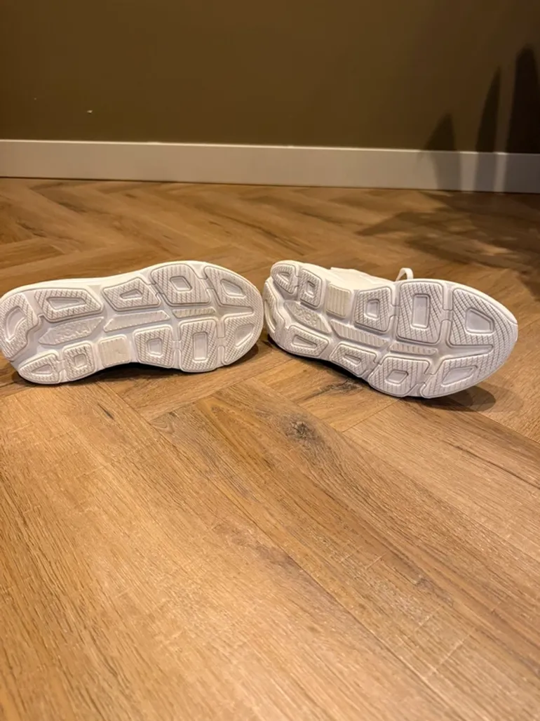 Hoka Bondi 9 bike d'occasion — image 3 sur 4