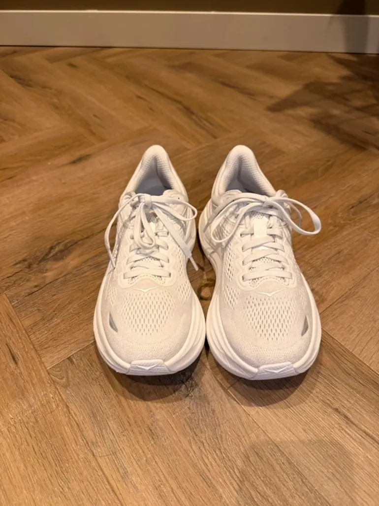 Hoka Bondi 9 bike d'occasion — image 2 sur 4