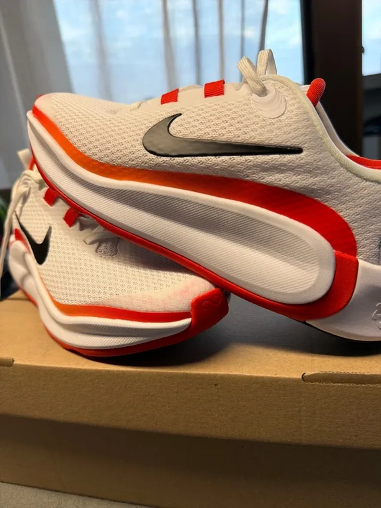 Used Orange Nike Infinity bike — image 2 of 9