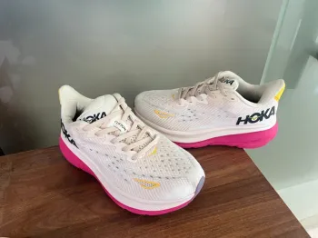 Used Hoka Cream taille 39 bike — image 3 of 4