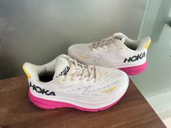 Used Hoka Cream taille 39 Running Shoes