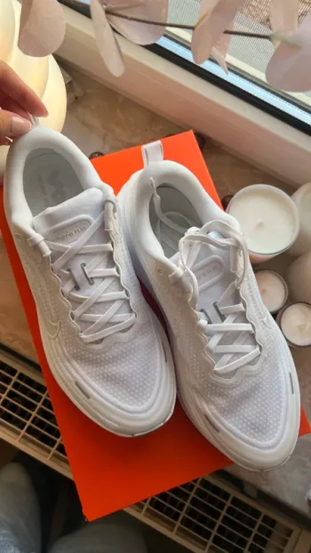 Używany Nike Vomero Plus bike — zdjęcie 2 z 6