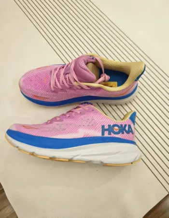 Used Hoka Shoes Pink size 40 bike — image 4 of 5