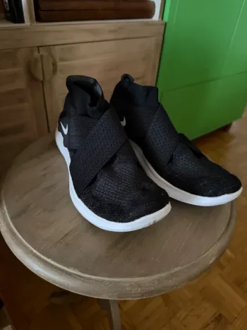 Used Nike Free RN Motion Flyknit 2017 bike — image 2 of 3
