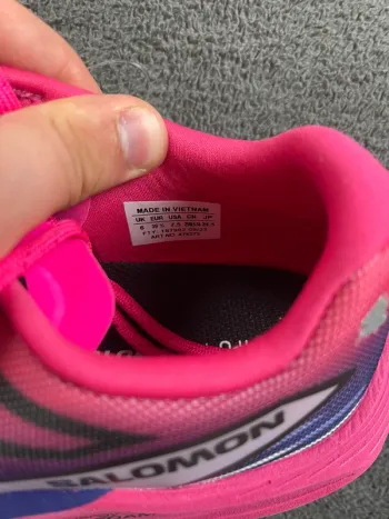 Used Salomon Running Shoes Women 39 1/3 bike — image 6 of 9