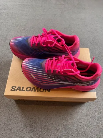 Used Salomon Running Shoes Women 39 1/3 Running Shoes