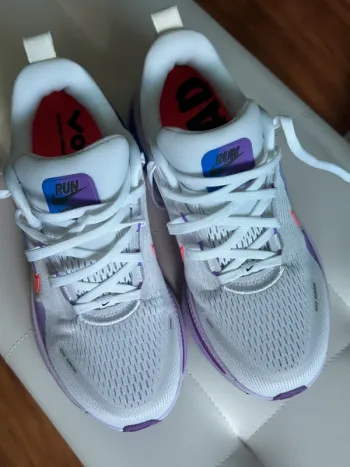 Nike Vomero 18 Running Shoes d'occasion