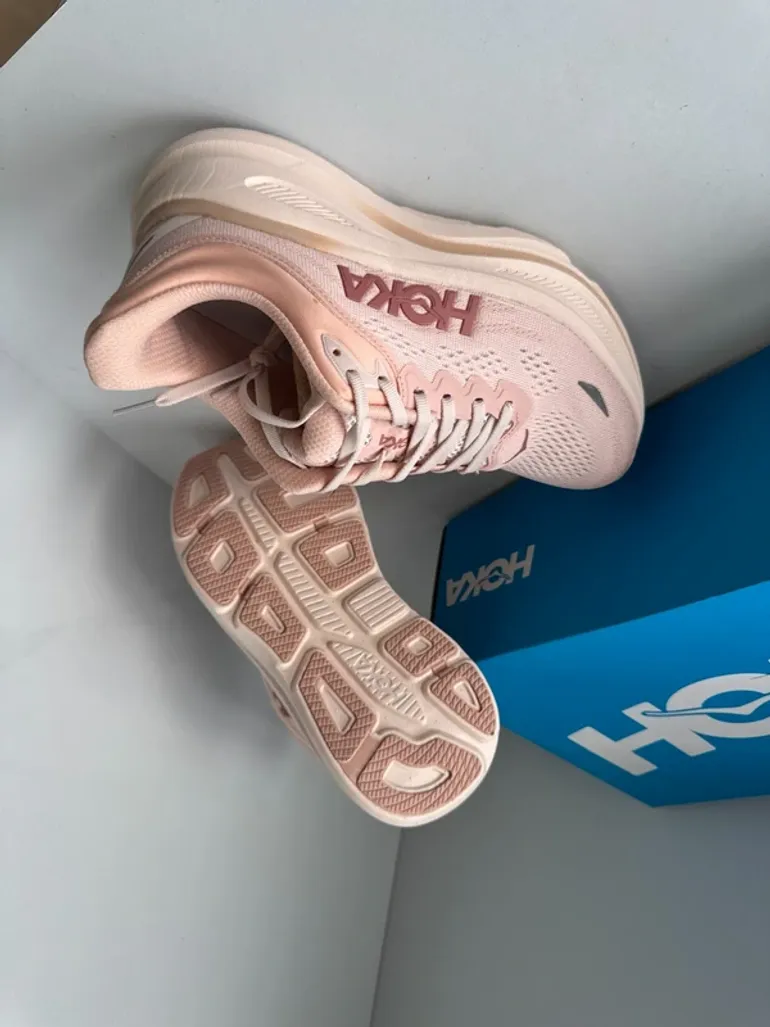 Used Hoka Chaussures roses taille 40 bike — image 3 of 5