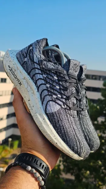 Used Ideal ZoomX Flyknit Running Shoes