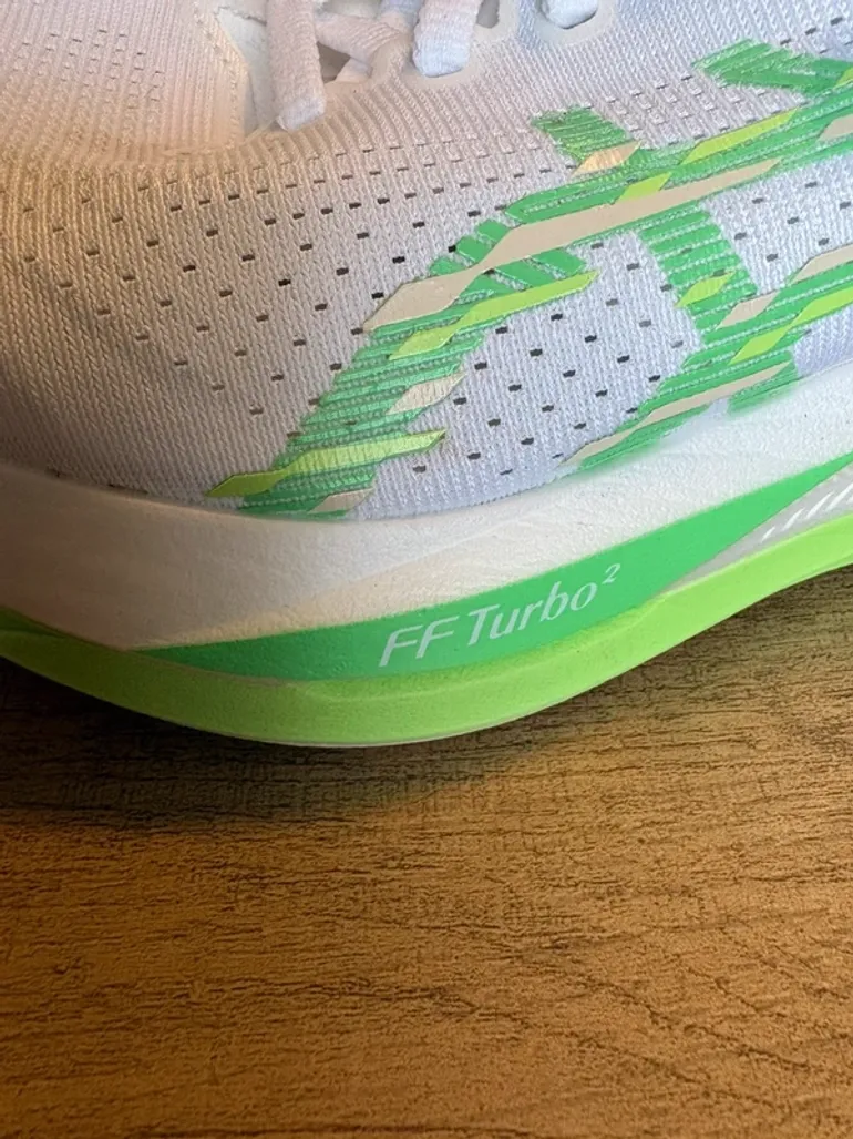 Used Asics Sonicblast ff turbo 2 bike — image 2 of 5