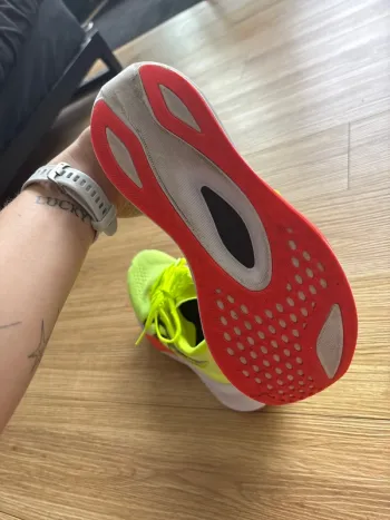 Used Asics Magic Speed bike — image 3 of 5