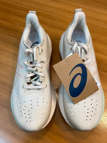 Used Asics Novablast 4 bike — image 8 of 15