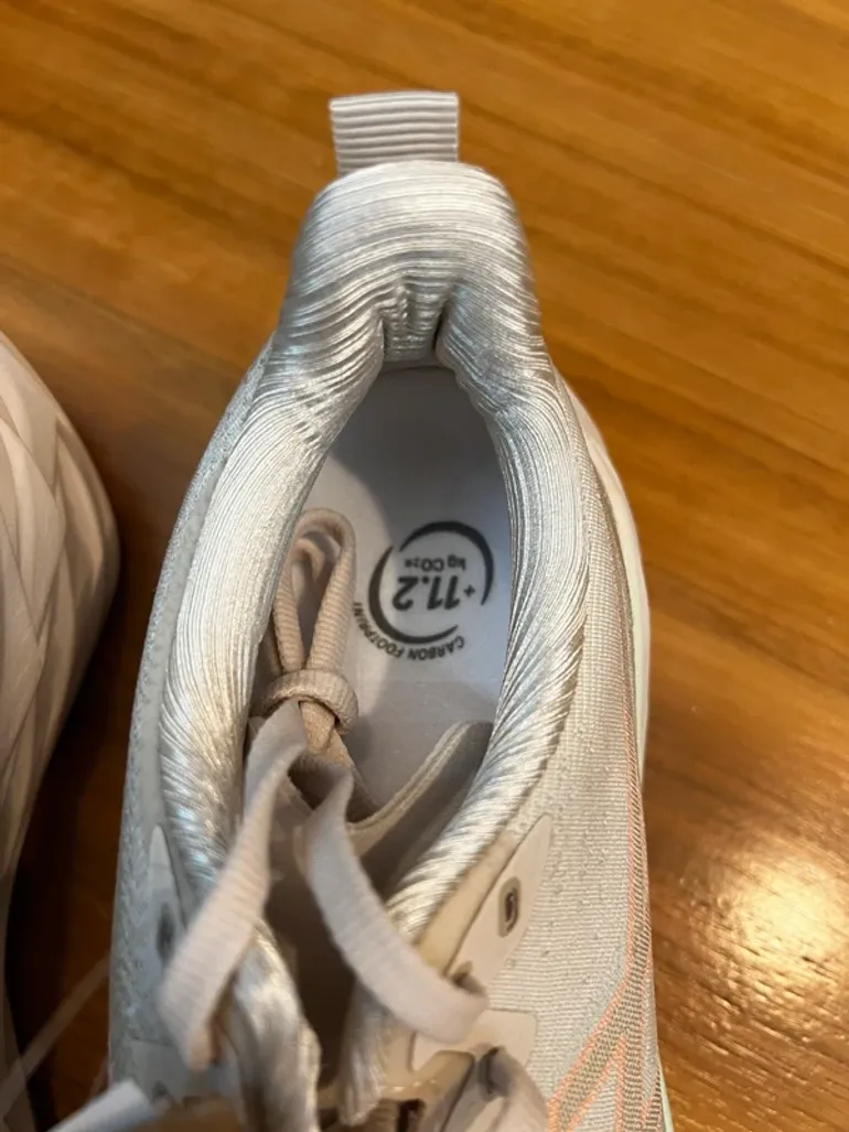 Used Asics Novablast 4 bike — image 9 of 15