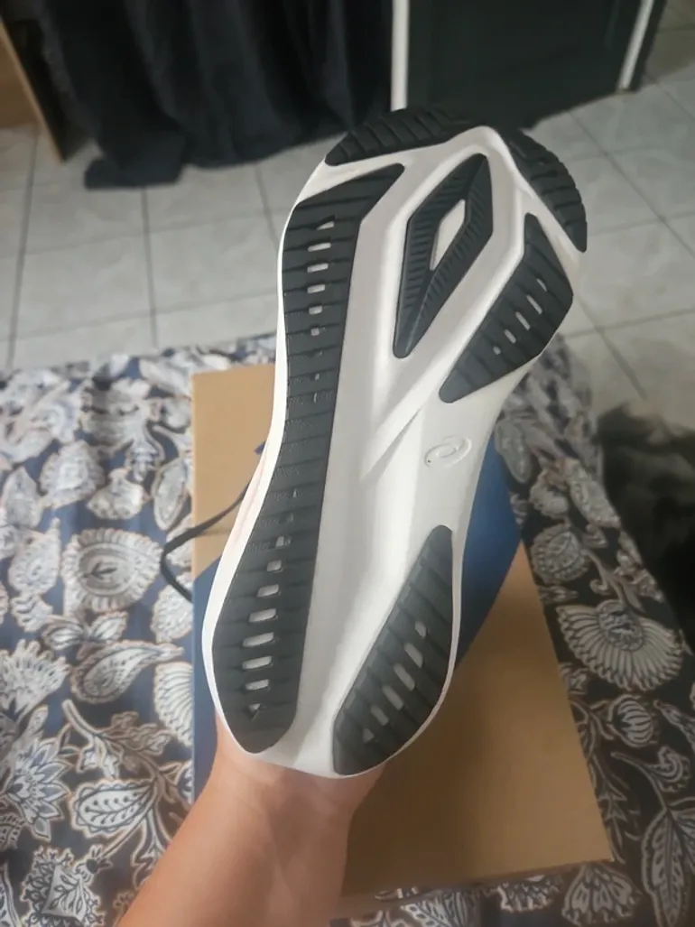 Used Asics versaplast 4 bike — image 8 of 14